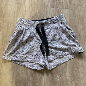 Lululemon Spring Break Away Short